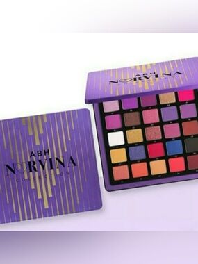 ABH NORVINA COLLECTION PRO PIGMENT PALETTE VOL. 1